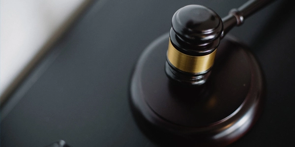 Tips-of-selecting-a-debt-attorney-or-lawyer