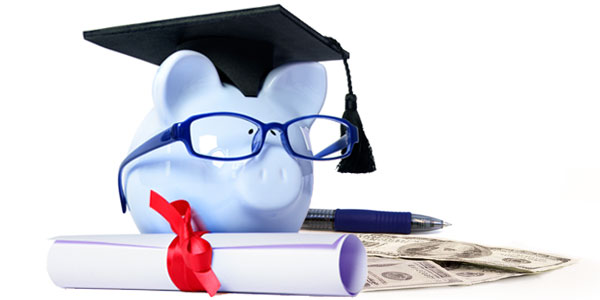 5 Effective ways to manage paying for grad school